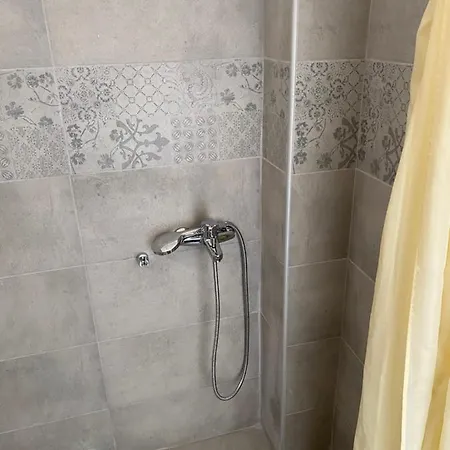 Popi بلدة كوس